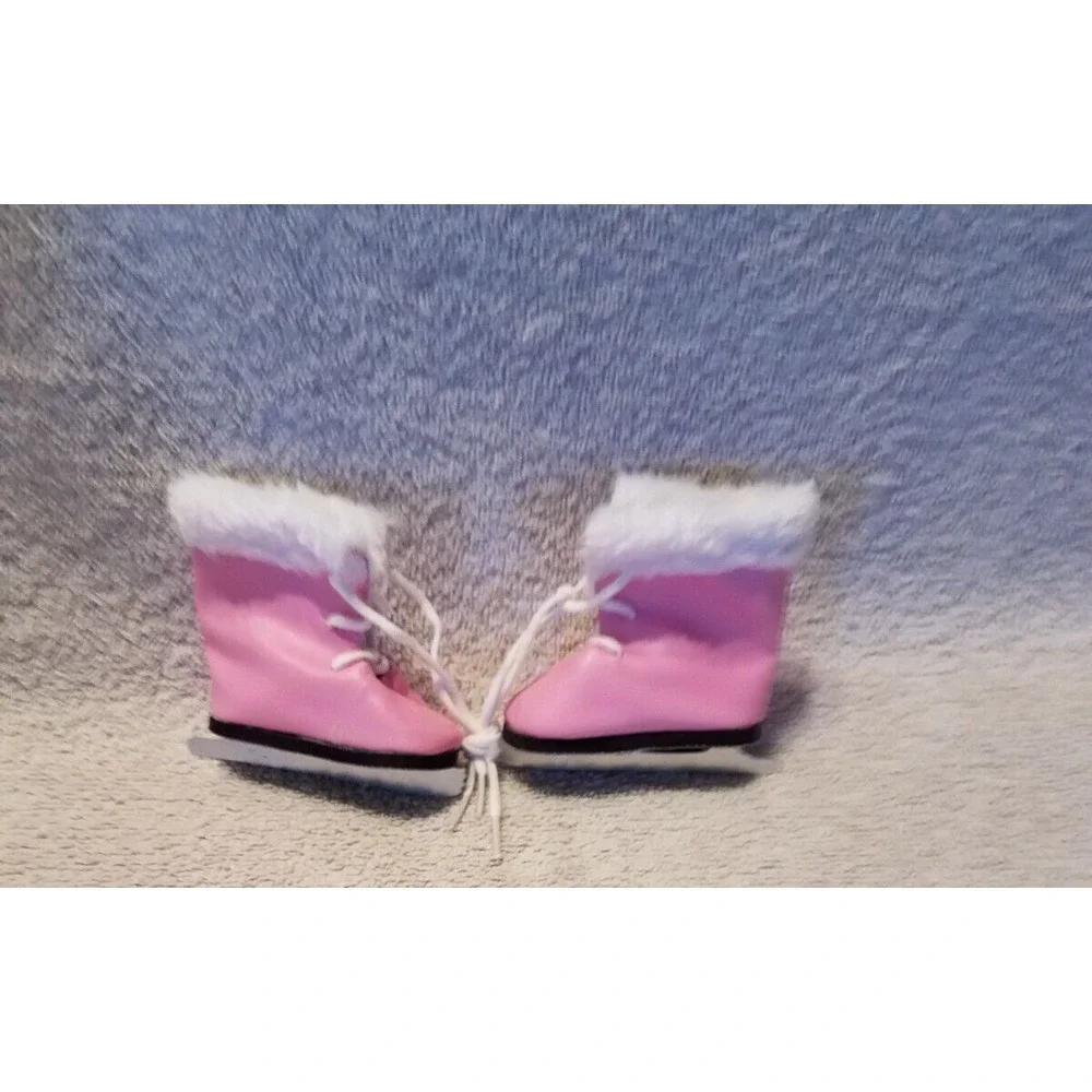 Pink  Fur Trimmed Ice Skates Fits 18 inch American Girl Dolls &‎ white Beret Hat